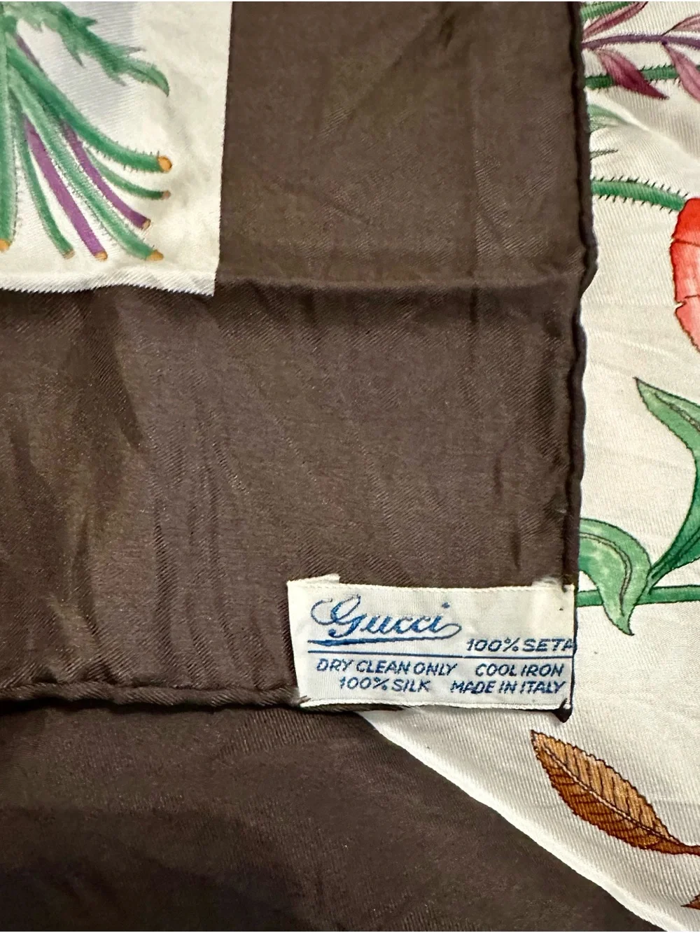 Authentic Vintage Gucci Brown and Multicolor Floral Silk Scarf - Picture 4 of 4